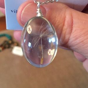 Unique crystal necklace with dandelion piece, NWT